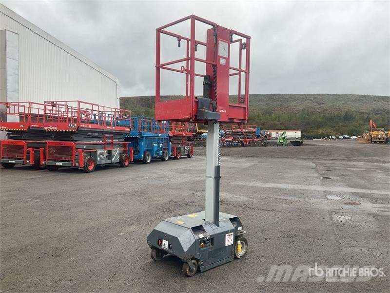 Bravi LUI Mini HD S.I.W Vertical Mast Lift Personenliften en invalideliften