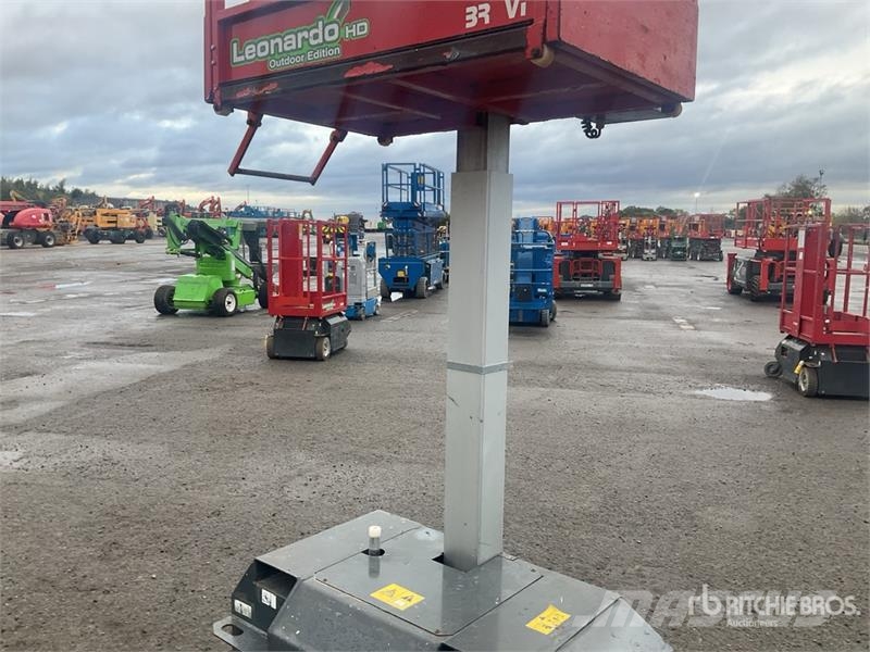 Bravi LUI Mini HD S.I.W Vertical Mast Lift Personenliften en invalideliften