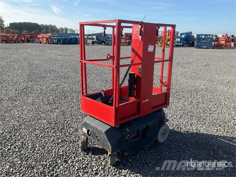 Bravi LUI MINI HD S.I.W. Vertical Mast Lift Személyemelők
