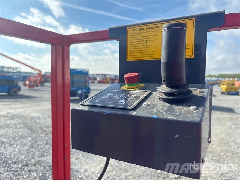 Bravi LUI MINI HD S.I.W. Vertical Mast Lift Sollevatori verticali