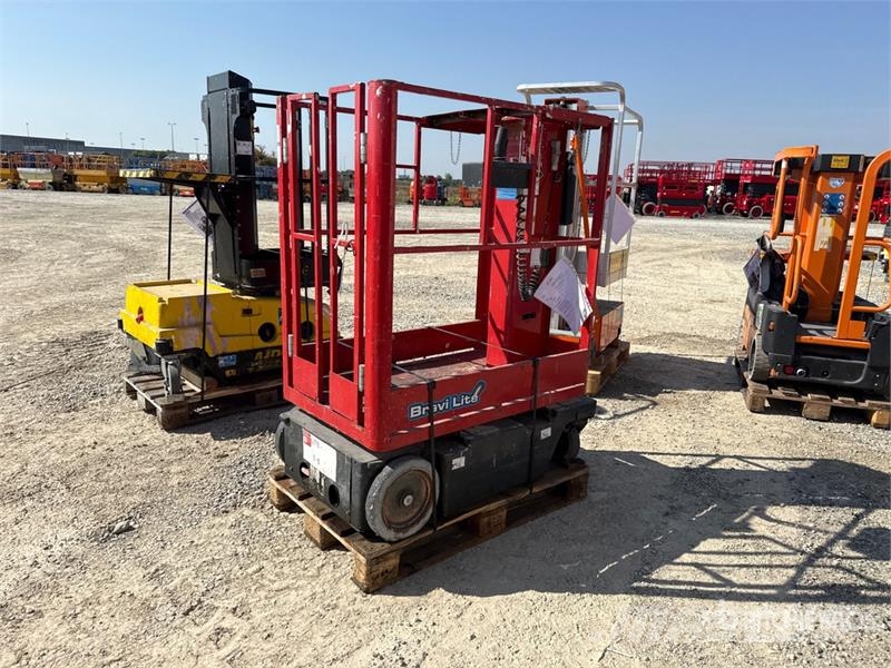 Bravi LUI S.I. 220 Vertical Mast Lift Vertikalna dvigala