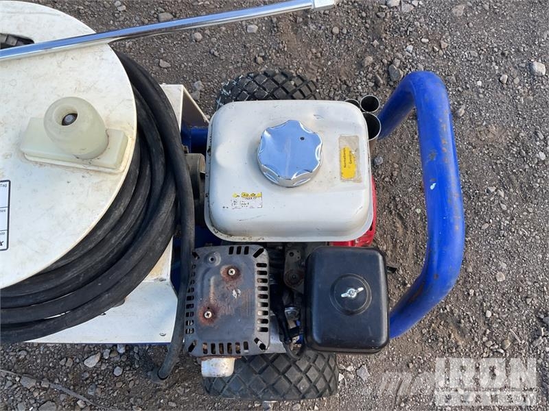 Brendon Pressure Washer Light pressure washers
