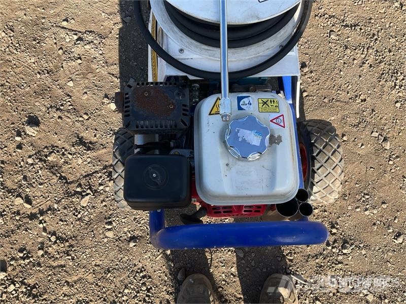 Brendon Pressure Washer Light pressure washers