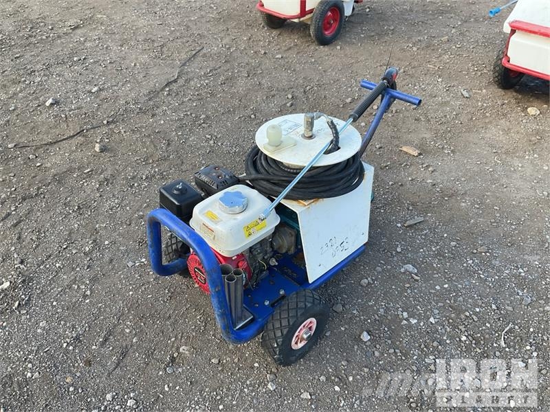 Brendon Pressure Washer Light pressure washers