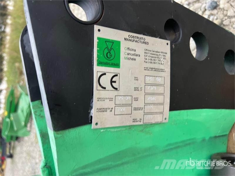 BRH 40 Hydraulic Breaker (Unused) Hidrolik kırıcılar