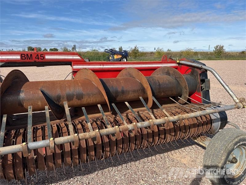  Bricaud-Motor 13M45 Barre De Coupe Combine Pickup  Rezalne glave za kombajne