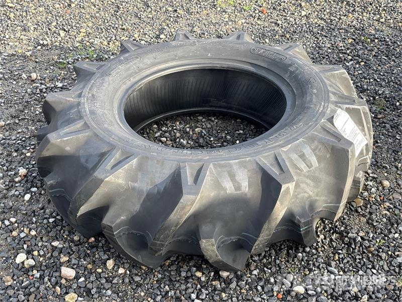 Bridgestone 9.5-16 Tires Gume, točkovi i felne