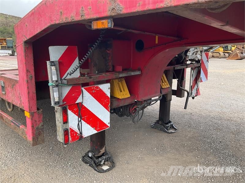 Broshuis Tri/A Extender Lowboy Trailer Tieflader