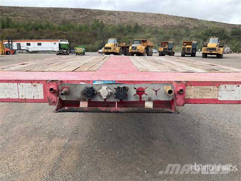 Broshuis Tri/A Extender Lowboy Trailer Tieflader
