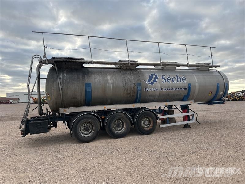 BSLT 28908 L Tri/A Semi-Remorque Citerne 3 Essieux Tanker trailers