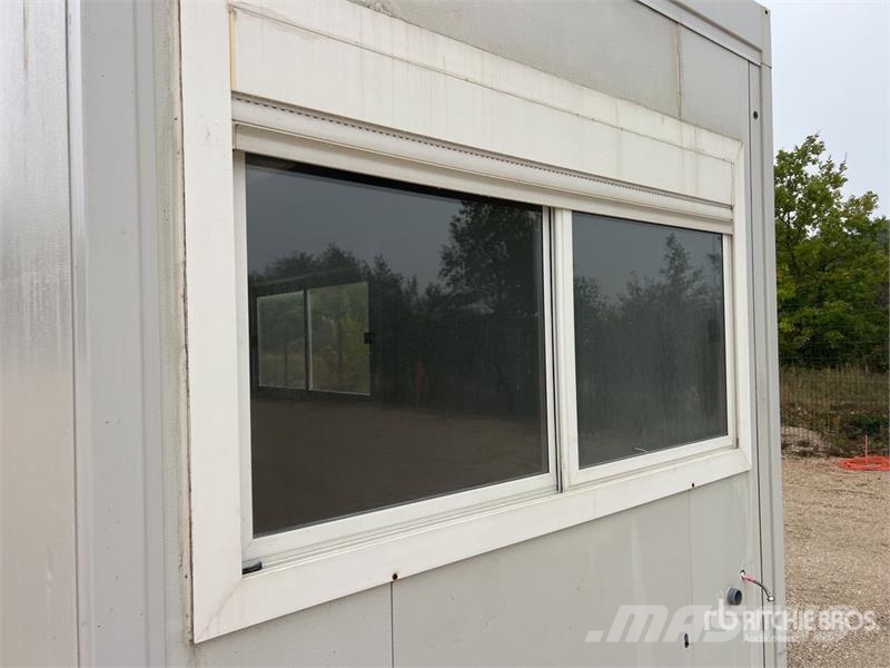  Bungalow De Chantier مقطورات أخرى