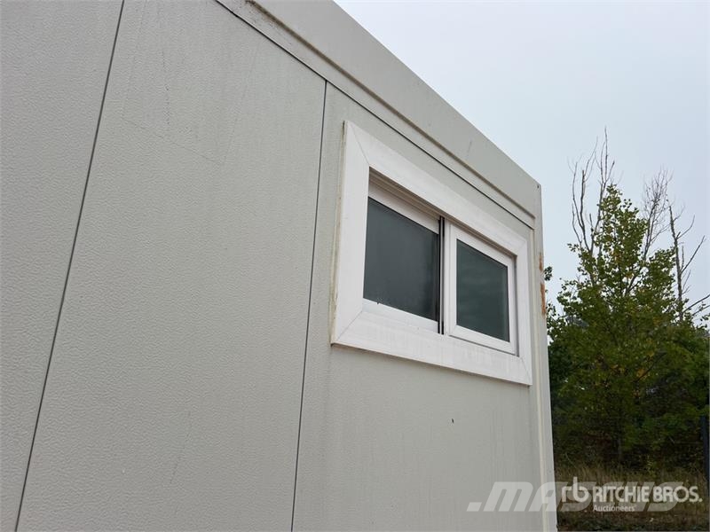  Bungalow De Chantier مقطورات أخرى