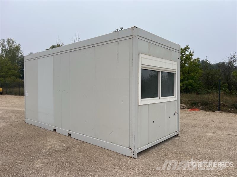  Bungalow De Chantier مقطورات أخرى