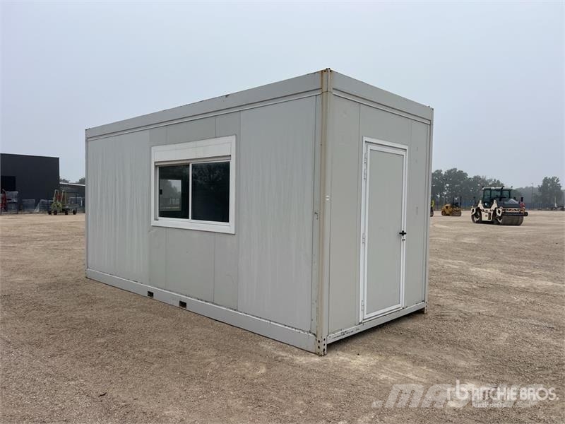  Bungalow De Chantier مقطورات أخرى