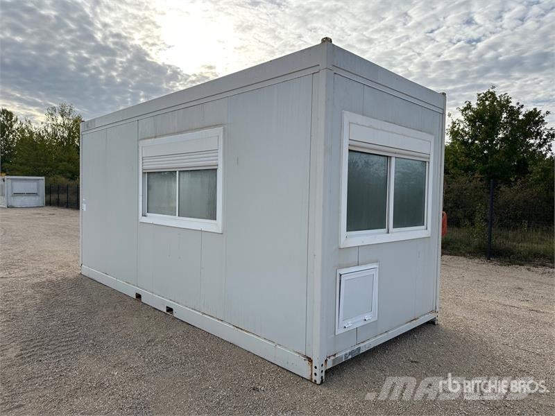  Bungalow De Chantier Roadwork Cabin مقطورات أخرى