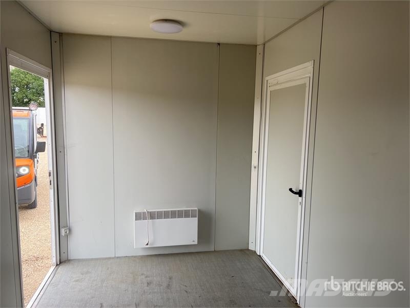  Bungalow De Chantier Roadwork Cabin مقطورات أخرى