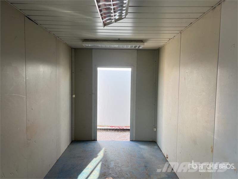  Bungalow De Chantier Roadwork Cabin Alte remorci