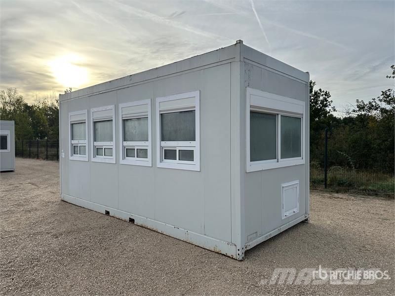  Bungalow De Chantier Roadwork Cabin مقطورات أخرى