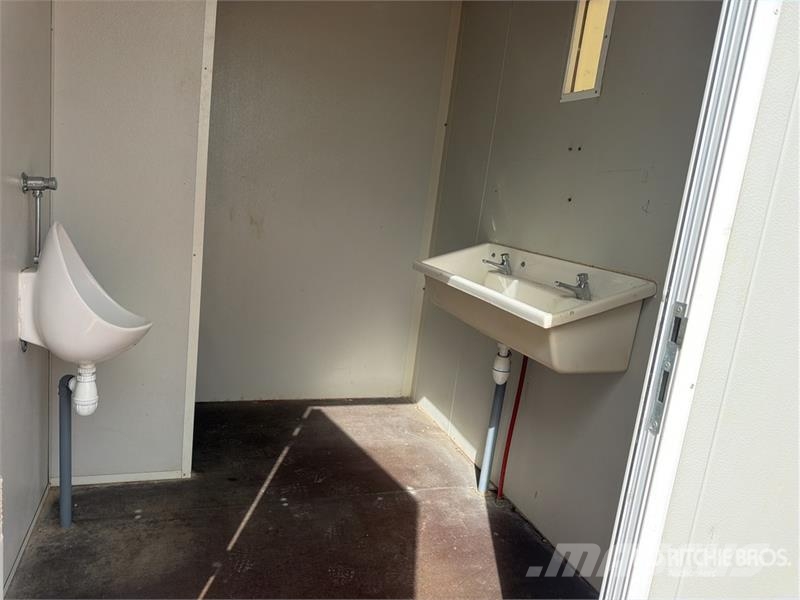  Bungalow Sanitaire Portable Toilet Altri componenti