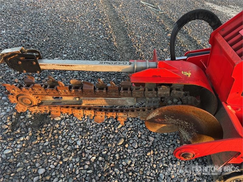  C24X Walk-Behind Chain Trencher Kjedegravere