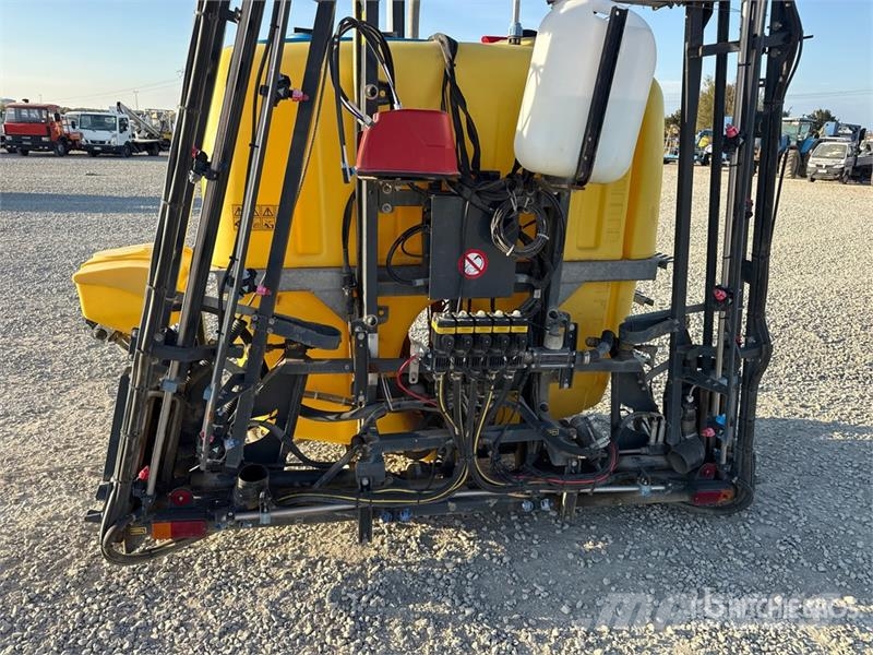 Caffini Genius 1000 3-Point Hitch Sprayer Çekilir pülverizatörler