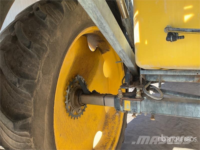 Caffini PRESTIGE 2200V 24 m S/A Pull-Type Sprayer Çekilir pülverizatörler