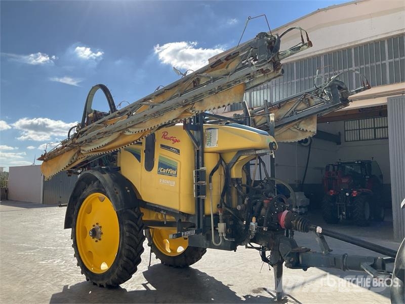 Caffini PRESTIGE 2200V 24 m S/A Pull-Type Sprayer Çekilir pülverizatörler