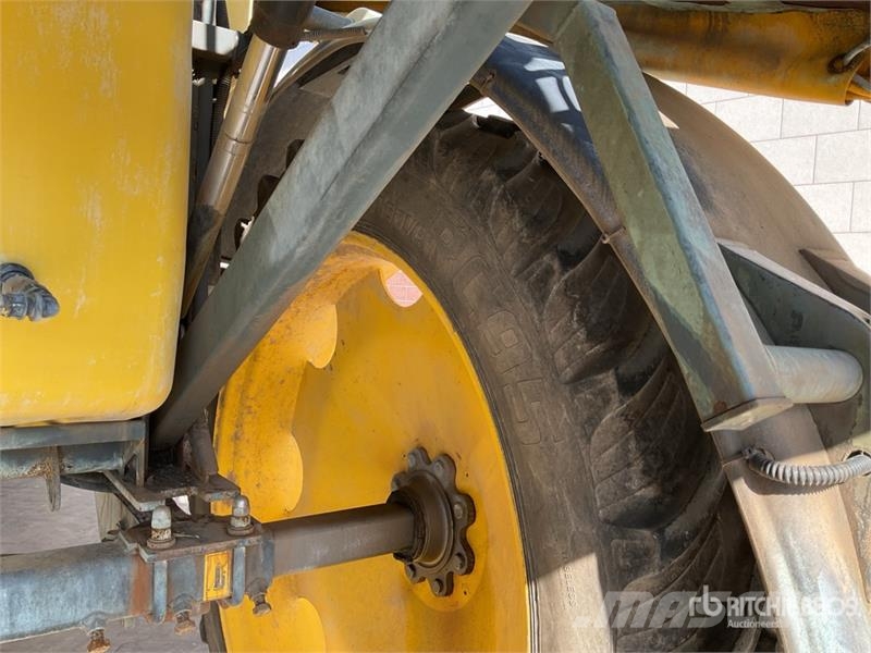 Caffini PRESTIGE 2200V 24 m S/A Pull-Type Sprayer Çekilir pülverizatörler