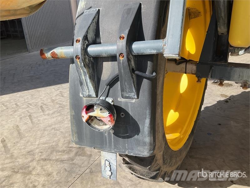 Caffini PRESTIGE 2200V 24 m S/A Pull-Type Sprayer Çekilir pülverizatörler
