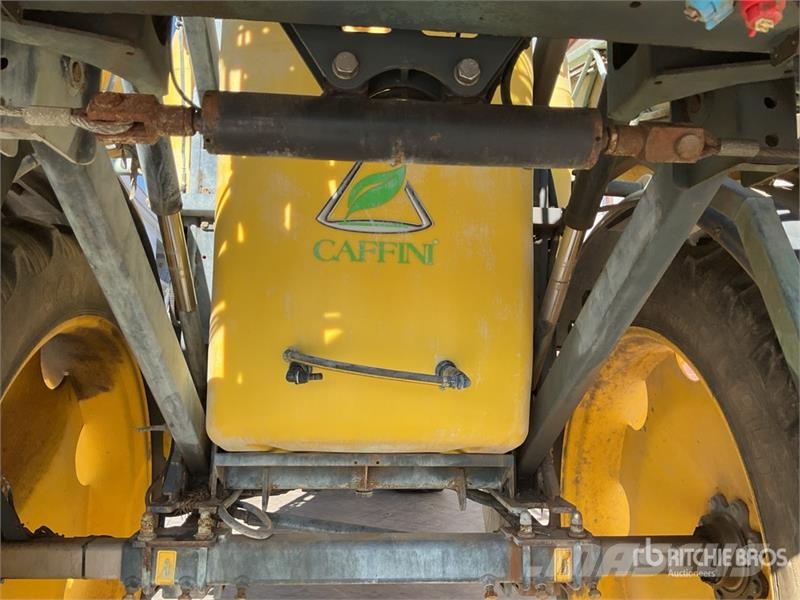 Caffini PRESTIGE 2200V 24 m S/A Pull-Type Sprayer Çekilir pülverizatörler