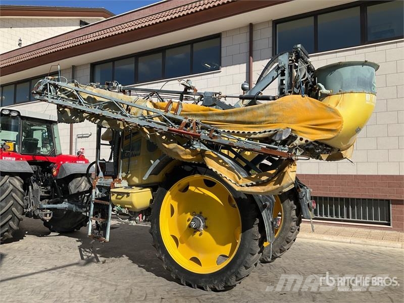 Caffini PRESTIGE 2200V 24 m S/A Pull-Type Sprayer Çekilir pülverizatörler