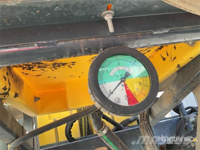 Caffini PRESTIGE 2200V 24 m S/A Pull-Type Sprayer Çekilir pülverizatörler