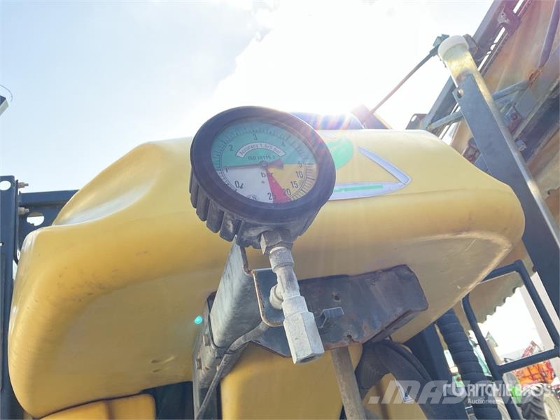 Caffini PRESTIGE 2200V 24 m S/A Pull-Type Sprayer Çekilir pülverizatörler