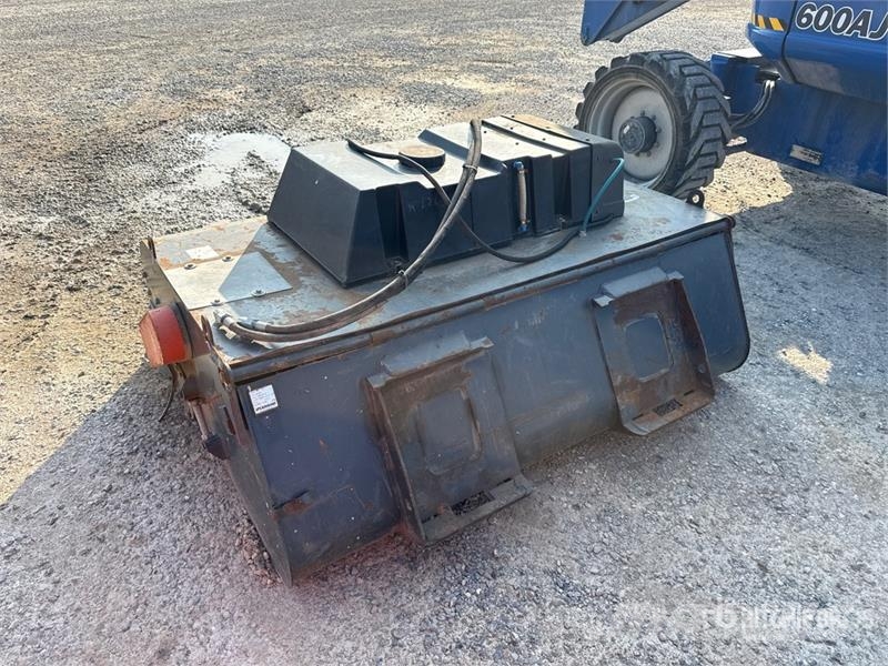 Cangini BS SPZ 50 L.1800 Skid Steer Broom - Fits Gehl R190 Bürsten