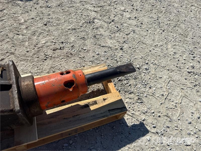 Cangini CB250 Hydraulic Breaker Hidrauliniai kūjai / Trupintuvai