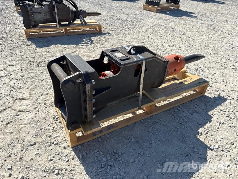 Cangini CB250 Hydraulic Breaker Hidrauliniai kūjai / Trupintuvai