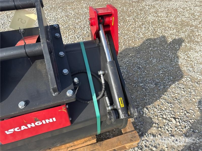 Cangini E4-70L 1000 CAPS 4 In 1 Excavator Bucket دلاء