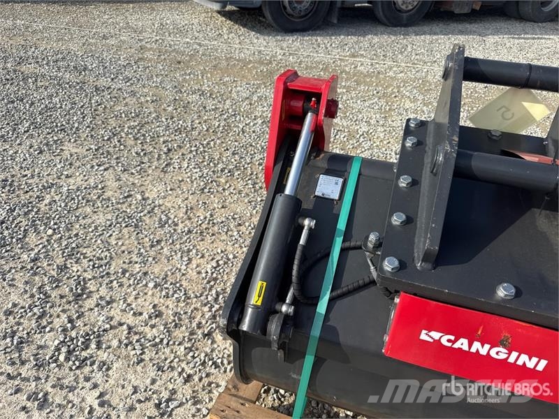 Cangini E4-70L 1000 CAPS 4 In 1 Excavator Bucket دلاء