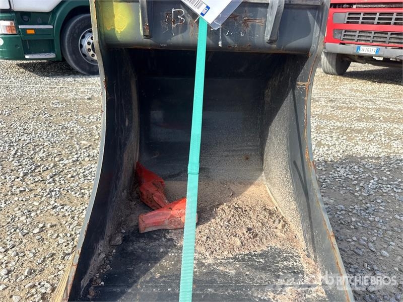 Cangini Excavator Bucket دلاء