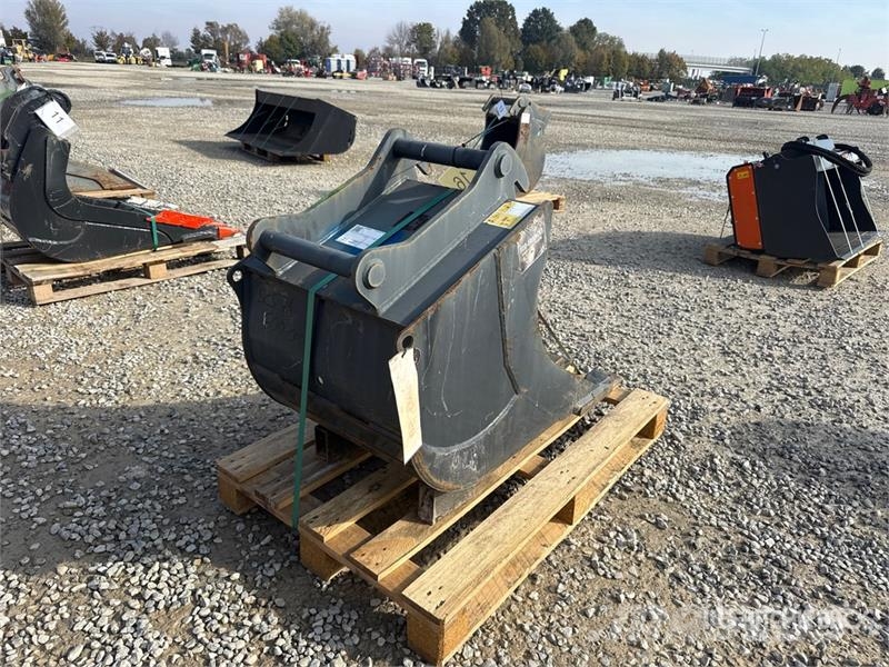 Cangini Excavator Bucket دلاء