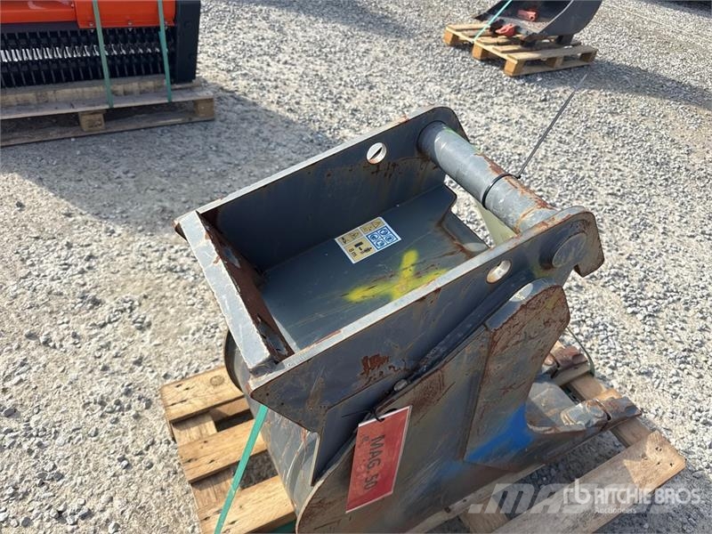 Cangini Excavator Bucket دلاء