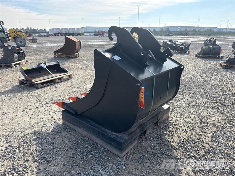 Cangini Excavator Bucket دلاء
