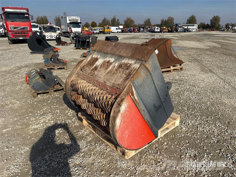 Cangini Excavator Screening Bucket دلاء فحص