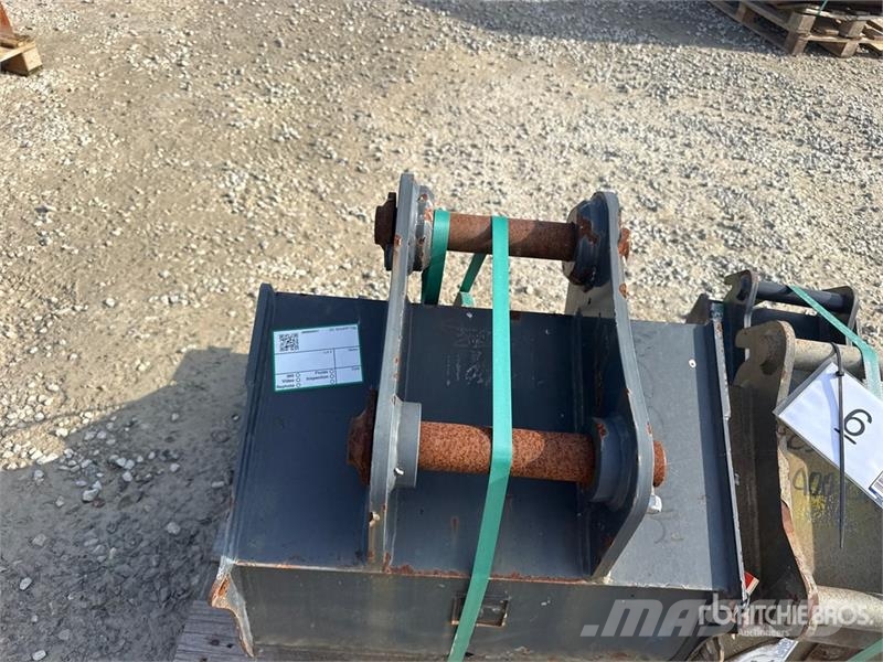 Cangini Qty of (4) Excavator Bucket دلاء
