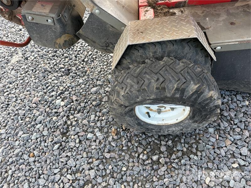 Carlton SP5014 Stump Grinder Kardánhajtású ekék és Forgó-boronák
