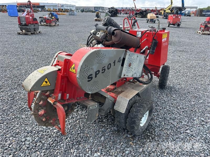 Carlton SP5014 Stump Grinder Kardánhajtású ekék és Forgó-boronák