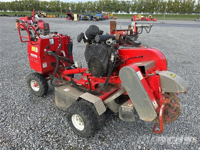 Carlton SP5014 Stump Grinder Kardánhajtású ekék és Forgó-boronák