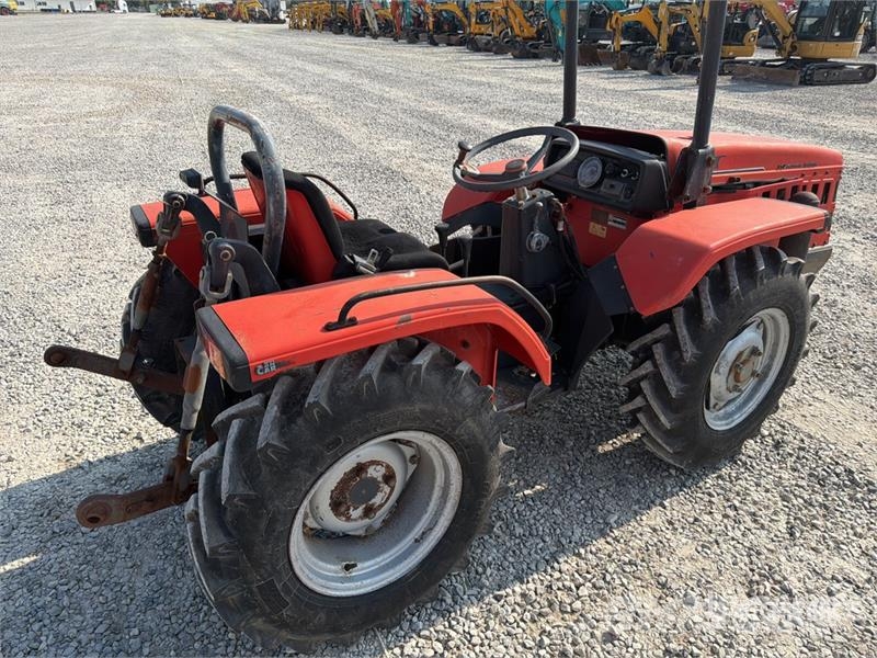Carraro 5600 4WD Tractor Traktory