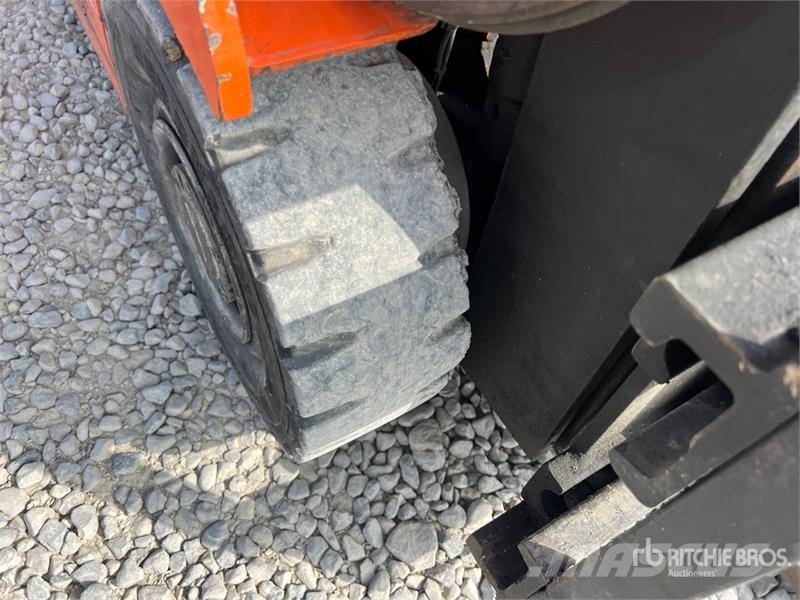 Carrer Z16C 1600 kg Electric Forklift 電動堆高機
