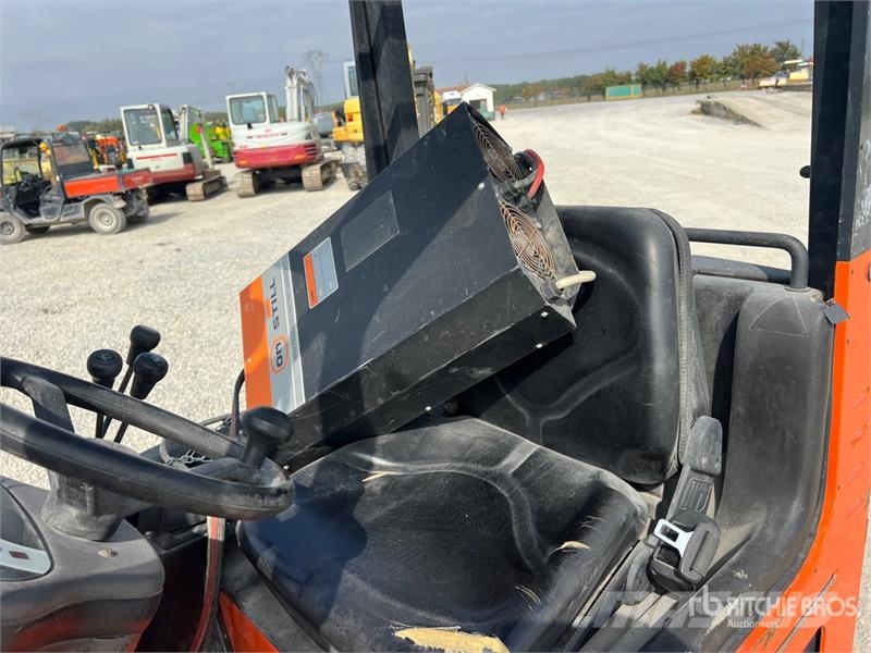 Carrer Z16C 1600 kg Electric Forklift 電動堆高機